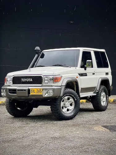 Toyota Lc 70