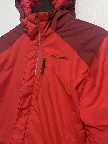 Chamarra Columbia Roja Acolchada Talla L (14-16) Niño (Usado)