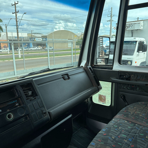 Ford Cargo 1722 4x2 Carga Seca
