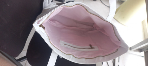 Cartera Tote Con Cierre De Cuero Color Blanco