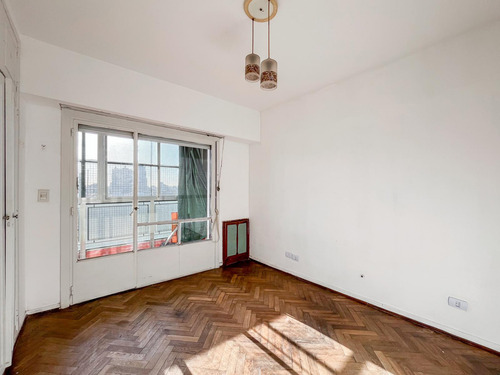 Venta - 4 Amb Con Dependencia Y Doble Balcón - Apto Crédito - Balvanera