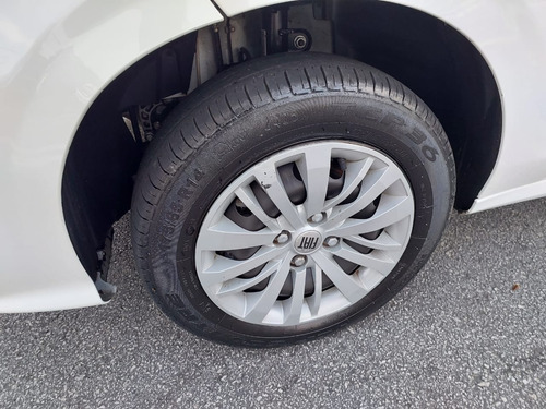 Fiat Cronos 1.0 Flex 4p