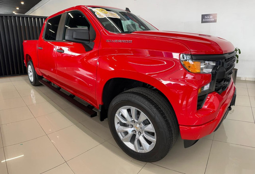 Chevrolet Silverado 5.3 V8 Custom Doble Cabina 4X4 At