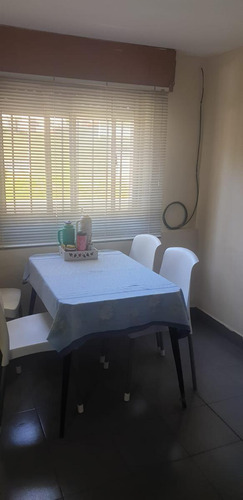 Casa De 2 Plantas A La Venta!!