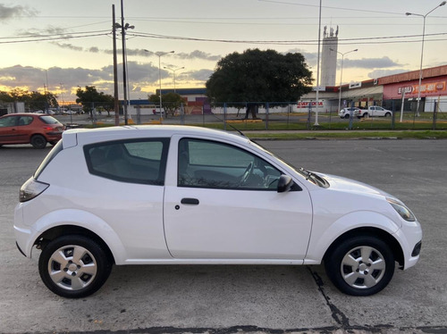 Imagen 4 de 14 de Ford Ka 2013 1.0 Fly Viral 63cv