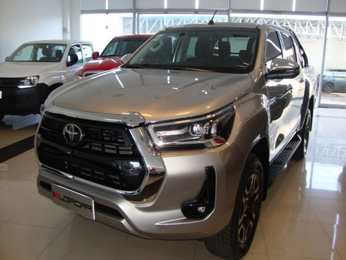 Toyota Hilux 2.8 Cd Srx 177cv 4x2 At