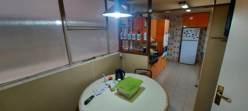 Imagen 24 de 30 de Av Libetador 2600 Y Salguero 210 M2 5 Ambientes Cochera Patio Interno Propio. 1er Piso