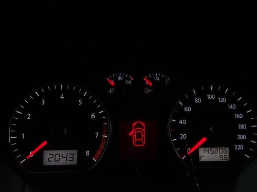 Volkswagen Polo 1.6 Mi 8v Flex 4p Automatizado