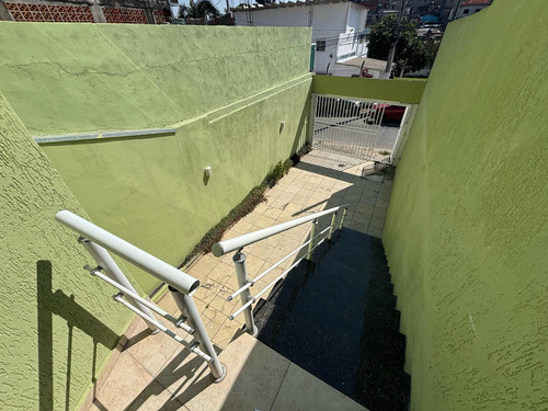 Excelente Casa Com Duas Suítes