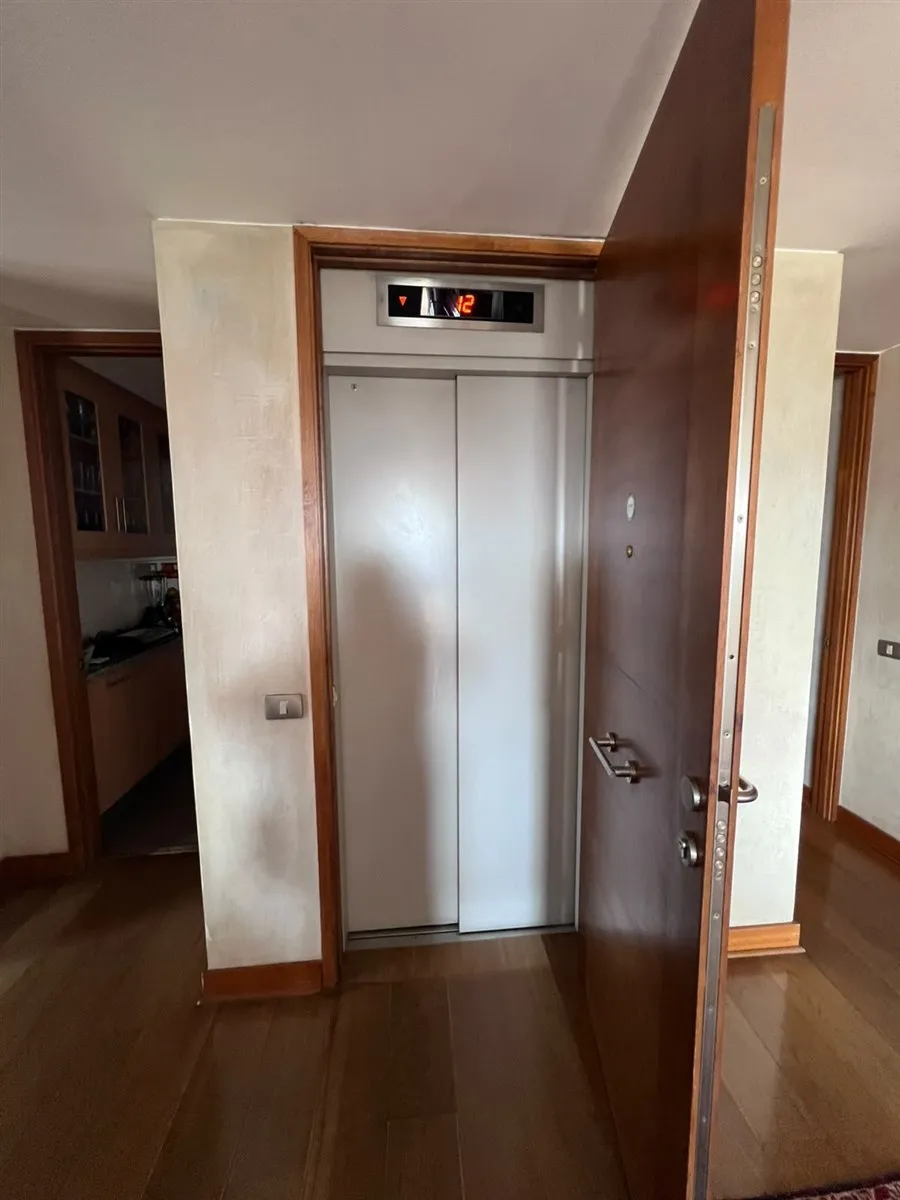 Imagen 3 de 30 de Departamento En Venta De 4 Dorm. En Las Condes