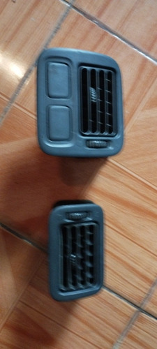 Rejillas De A/a Lado Derecho E Izqui. Honda Civic 97-2000