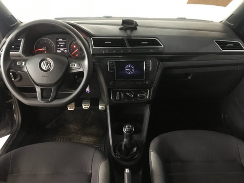 Imagen 4 de 10 de Volkswagen 2018 Saveiro 1.6 L/17 C/doble Cross Hig
