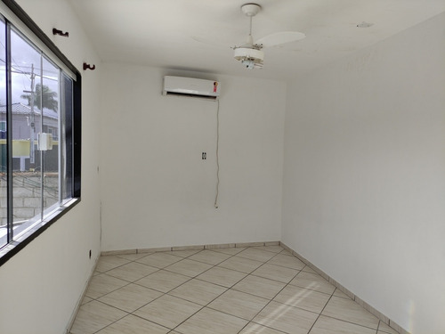Imagem 24 de 30 de Casa Em Saquarema - Pego Carro Como Parte De Pagamento