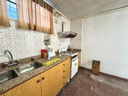 Ph A Reciclar En Venta En La Plata, 3 Dormitorios Y 2 Baños