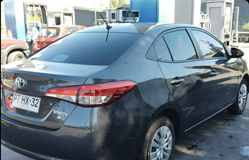 Imagen 2 de 3 de Toyota Yaris E