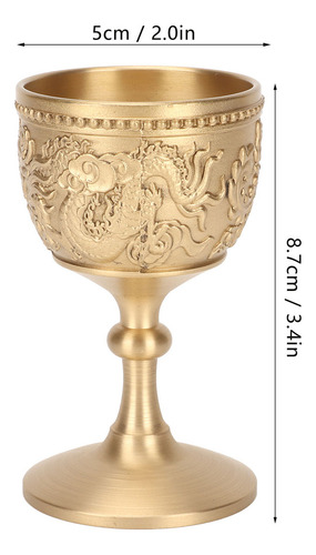 Copa De Vino En Forma De Cáliz Dorado, Estilo Retro En Relie