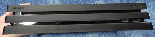 Imagen 2 de 4 de Ps4 Pro 1tb