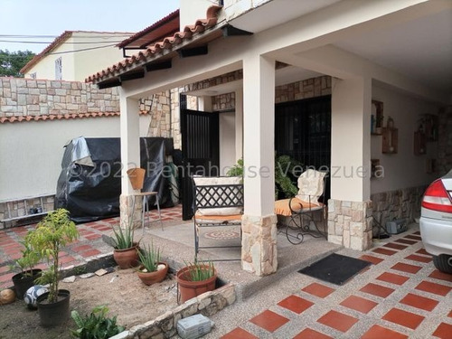 Imagen 27 de 28 de Hermoso Townhouse En Venta Urb Ciudad Jardín - Cagua 22-27064 Gjg 04243717762