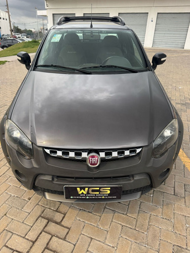 Fiat Strada 1.8 16v Adventure Cab. Dupla Flex 3p