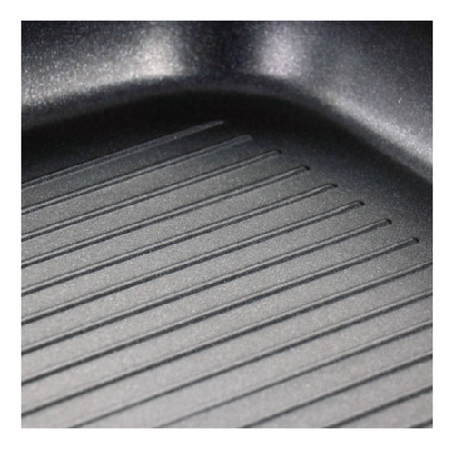 Sartén Plancha Grill 27.9cm Material Aluminio Forjado Oster