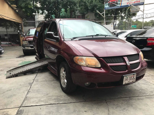 Imagen 3 de 15 de Chrysler Town & Country 2003 3.8 Limited Mt