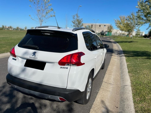 Peugeot 2008 Allure 2018 Con Solo 5000kms Nueva!!