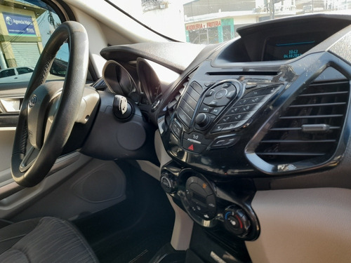 Imagen 11 de 15 de Ford Ecosport 2013 1.6 Titanium 110cv 4x2