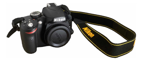 Cámara Fotográfica Nikon D3200 Con Accesorios