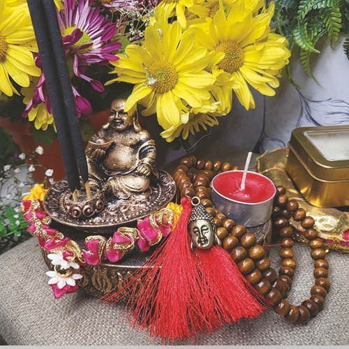 Mini Altar Buda Chinês 6 Itens Com Saquinho De Algodão