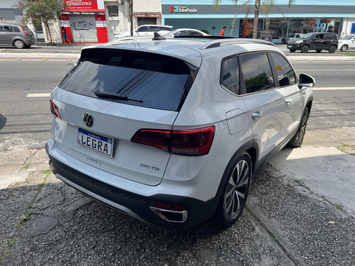 Imagem 4 de 14 de Volkswagen Taos Highline 1.4 250 Tsi Flex Aut. Flex Automá