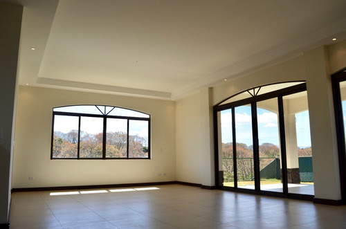Imagen 5 de 20 de Espectacular Casa En Alquiler En San Isidro, Heredia