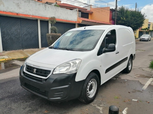 Imagen 2 de 15 de Peugeot Partner 2017 1.6 Hdi Maxi Mt