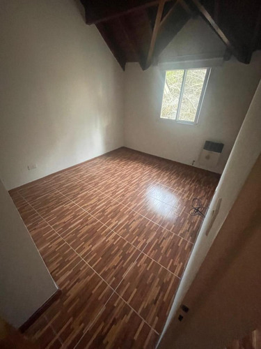 Duplex En Alquiler 4 Ambientes En B° Maria Del Parque