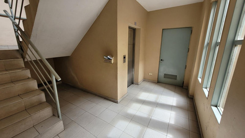 Venta De Edificio Sobre Calle Alem Al 700, Morón