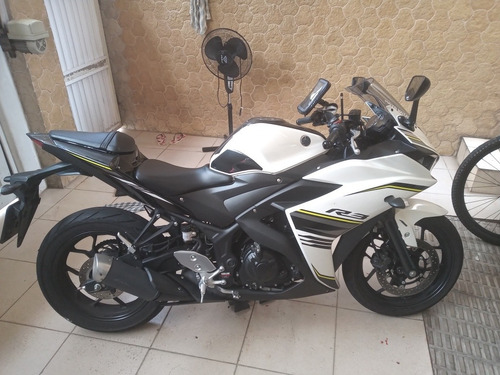 Yamaha R3