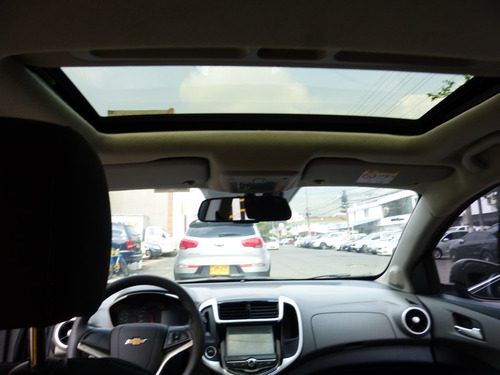 Chevrolet Sonic Lt At 1600cc