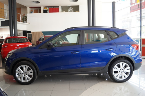 Imagen 4 de 15 de Seat Arona Style Azul 2021