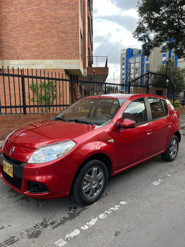 Renault Sandero 1.6 Expression 90 hp