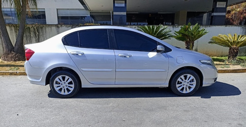 Imagem 4 de 14 de Honda City Lx 1.5 Ano 2013 Financio Falar Com Rafael