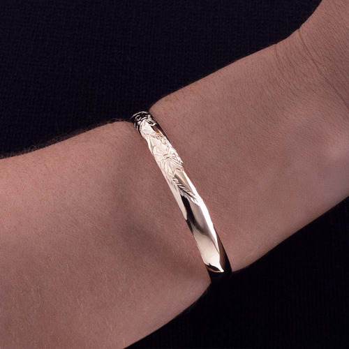 Bracelete Flower Com Aro Abaulado De 7.0mm Em Ouro 18k 18,0