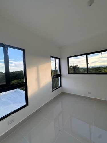 De Oportunidad Hermoso Apartamento 4to Nivel En Pontezuela