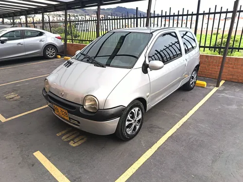 Renault Twingo 1.2 Access +