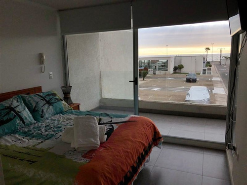 Departamento En Venta De 3 Dorm. En Coquimbo