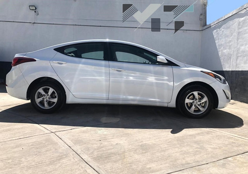 Hyundai Elantra Gls 1.8l Gls At 2015