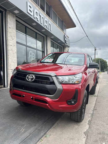 Toyota Hilux Pick-up 2.8 Cd Sr 204cv 4x4 At