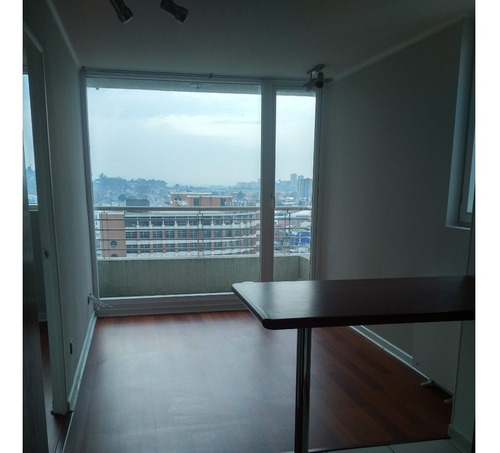 Departamento Central Frente U Santo Tomas, Edificio Civic 1