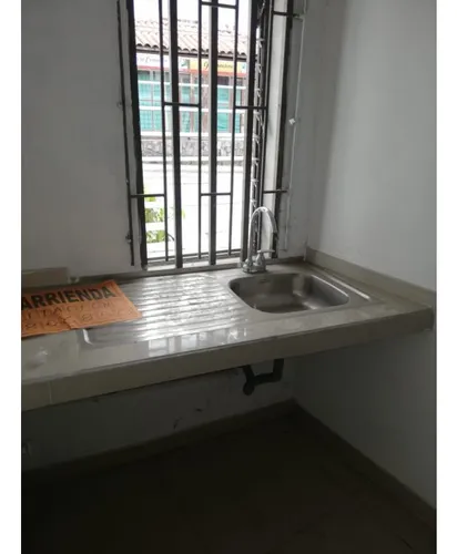 Se Alquila Local En Palogrande Manizales