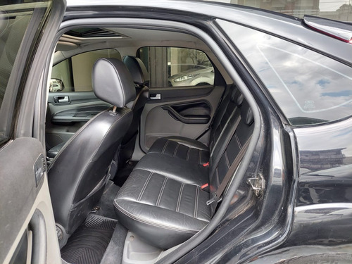 Imagen 10 de 20 de Ford Focus 2010 Ghia 2.0l Nafta