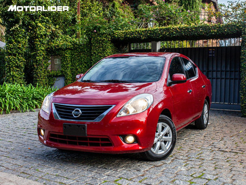 Imagen 23 de 25 de Nissan Versa 1.6 Automático Extra Full | Permuta / Financia