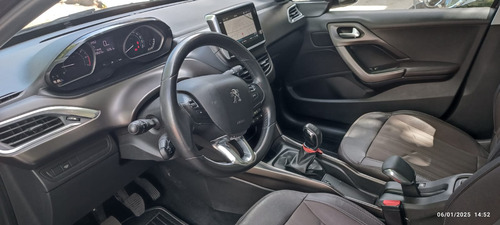 Peugeot 2008 1.6 Feline